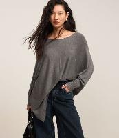 Suéter em Tricô com Decote Canoa e Manga Morcego - 2