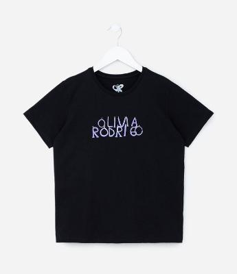 Camiseta Infantil com Estampa Olivia Rodrigo - Tam 5 a 14 Anos