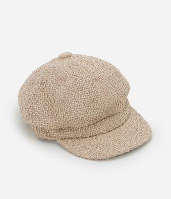 Boina em Tweed com Aba Curva