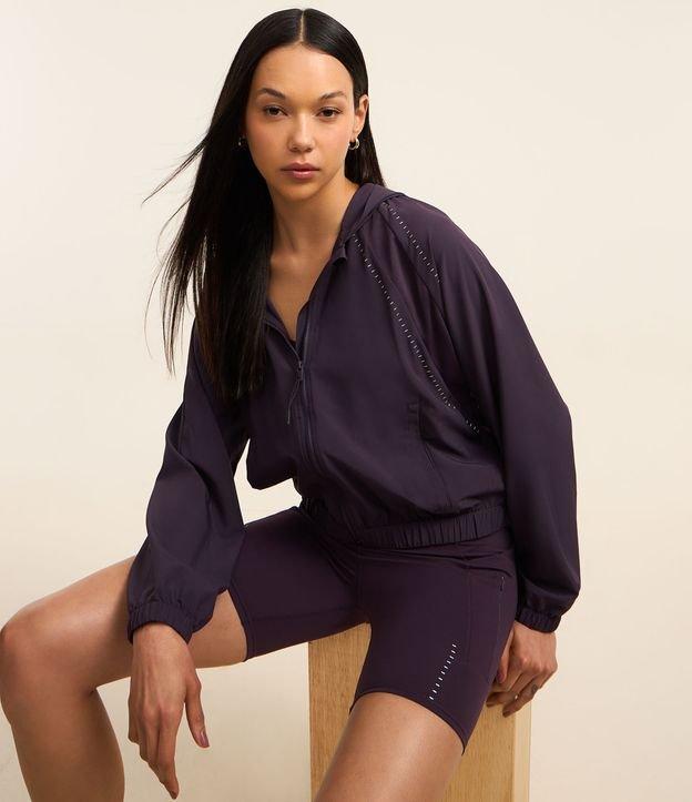 Jaqueta Esportiva Cropped com Detalhe Refletivo - 2