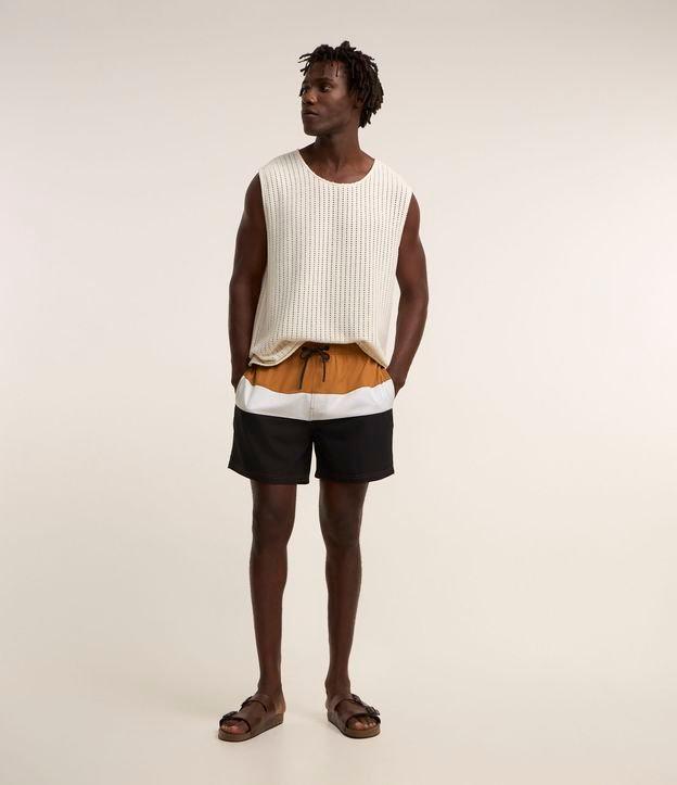 Bermuda em Microfibra com Cós Elástico Bloco de Cores e Textura - 1