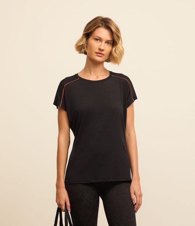 Camiseta Esportiva em Microfibra com Furos e Contraste - 2