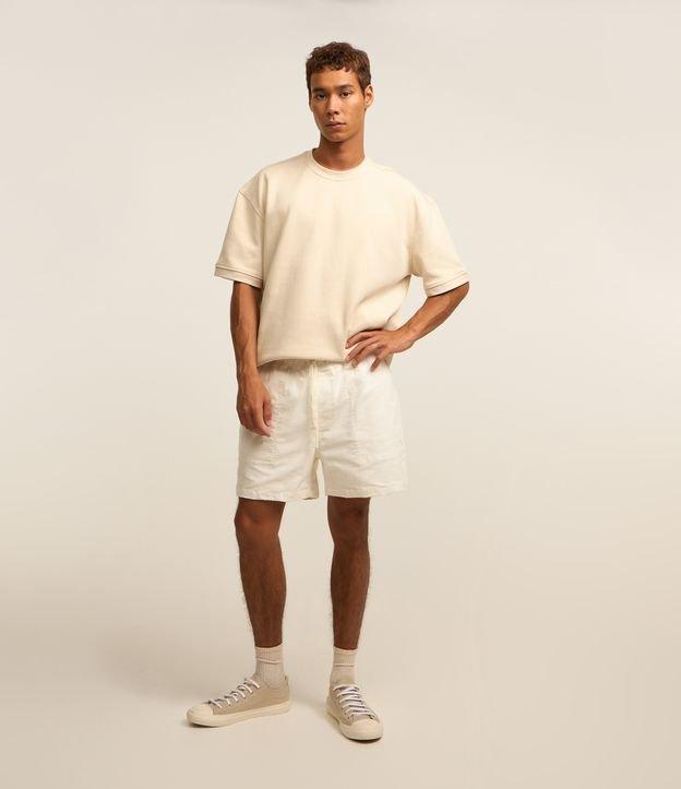 Bermuda Slim em Veludo Cotelê com Cós Elástico e Textura Xadrez - 2