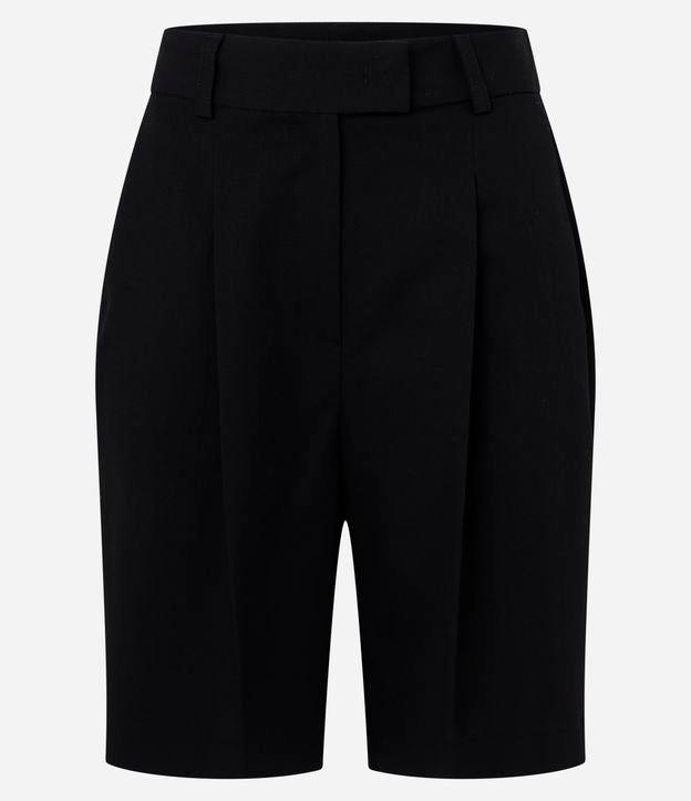 Bermuda Reta Alfaiataria com Bolsos e Pregas - 1