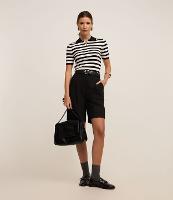 Bermuda Reta Alfaiataria com Bolsos e Pregas - 2