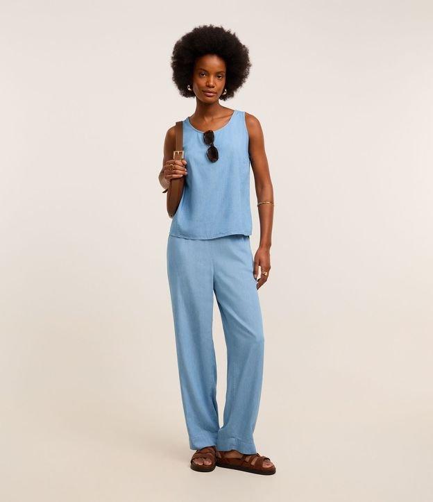 Calça Reta em Jeans com Cós Elástico Diferenciado - 2