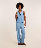 Calça Reta em Jeans com Cós Elástico Diferenciado - 2