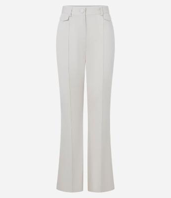 Calça Flare em Alfaiataria Boho com Bolsos Frontais
