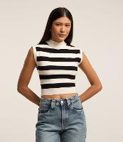 Blusa Cropped em Tricô com Golinha e Listras - 1