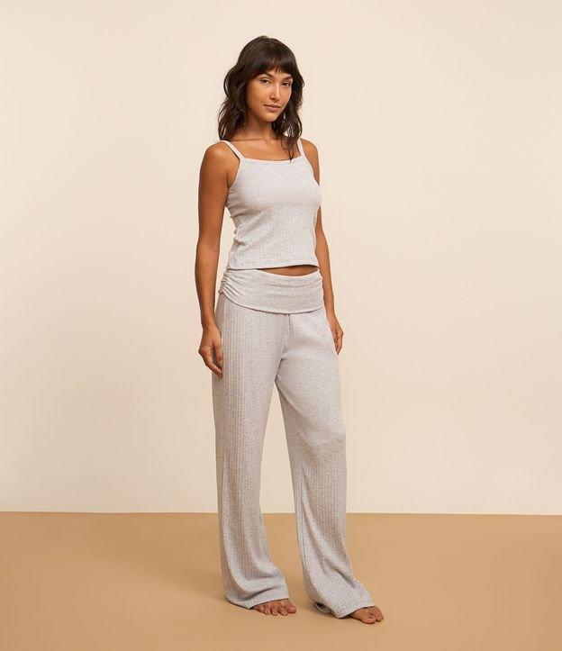 Pijama Longo em Ribana com Blusa Alcinha e Textura Canelada - 4