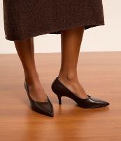 Sapato Scarpin em PU com Salto Médio - 2