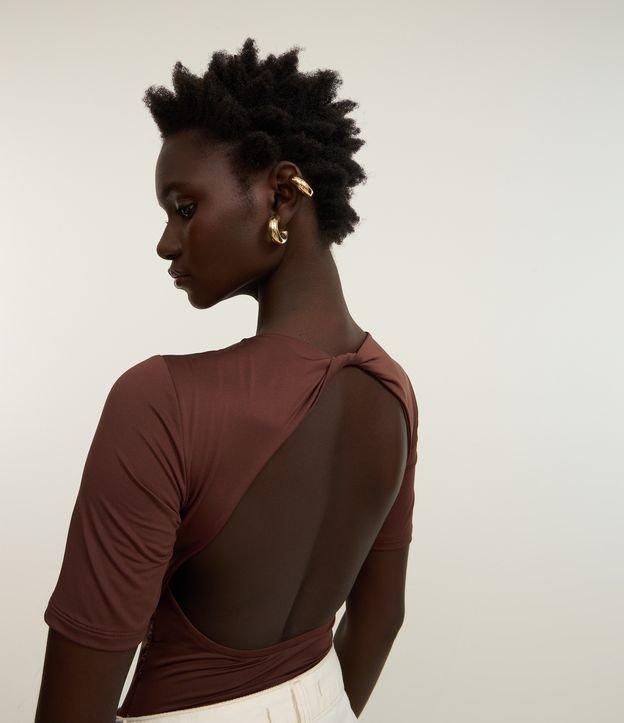 Body em Microfibra com Torcido na Gola e Decote nas Costas - 2