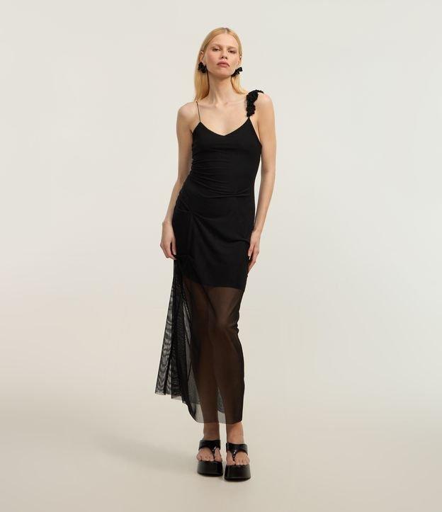 Vestido Reto Longo em Tule com Alça Floral Bordada - 2