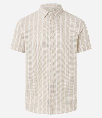 Camisa Maquinetada com Listras Verticais e Textura