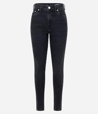 Calça Skinny em Jeans com Elastano e Cintura Alta