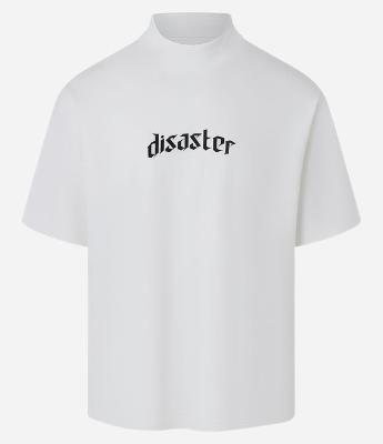 Camiseta Boxy em Malhão com Gola Larga e Estampa Lettering