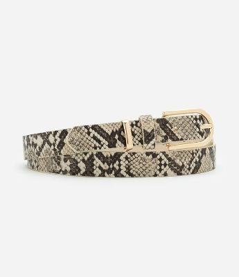 Cinto Médio em PU Estampa Animal Print com Fivela Arredondada
