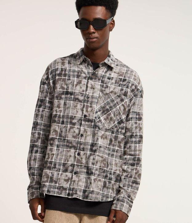 Camisa Comfort em Flanela com Estampa Xadrez com Bolso - 2
