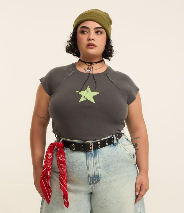 Camiseta Estonada com Estampa de Estrela Curve & Plus Size - 2