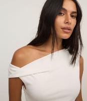 Body com Decote Canoa e Alça Larga - 2