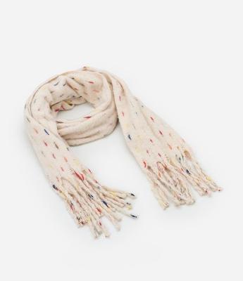 Cachecol em Fleece com Franjas e Listras Contrastantes