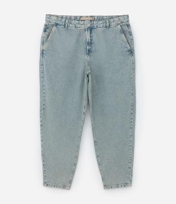 Calça Mom em Jeans Dirty Washed Curve & Plus Size