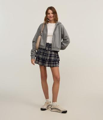 Saia Curta em Chalis com Babados e Estampa Xadrez