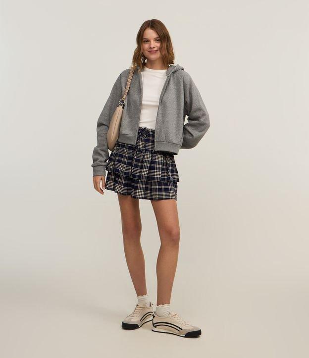 Saia Curta em Chalis com Babados e Estampa Xadrez - 1