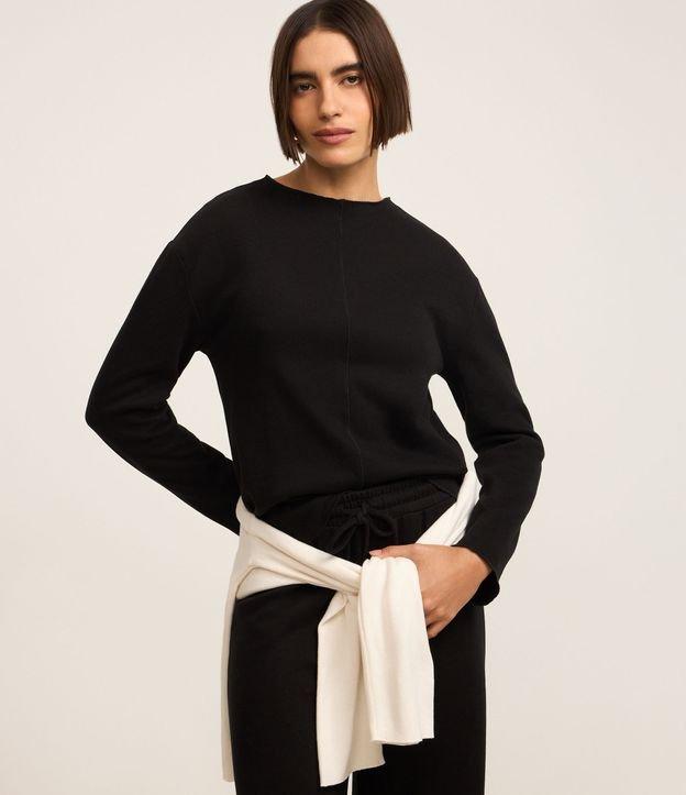 Blusa em Moletinho com Friso Frontal e Gola Média - 2