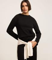 Blusa em Moletinho com Friso Frontal e Gola Média - 2