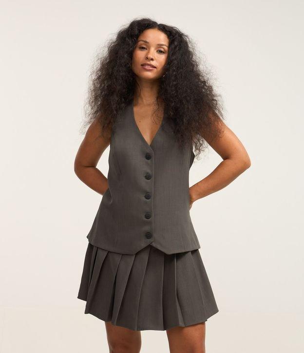 Vestido Godê em Alfaiataria com Colete e Saia Plissada - 2