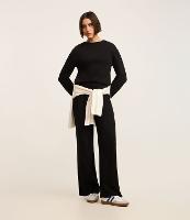 Calça Ampla Básica em Moletinho com Amarração no Cós - 2