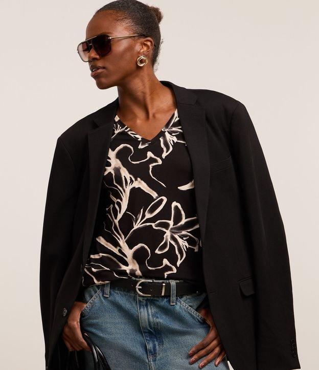Blusa em Algodão com Estampa Floral de Efeito Blur - 2
