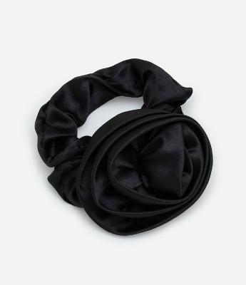 Scrunchie com Flor de Tecido