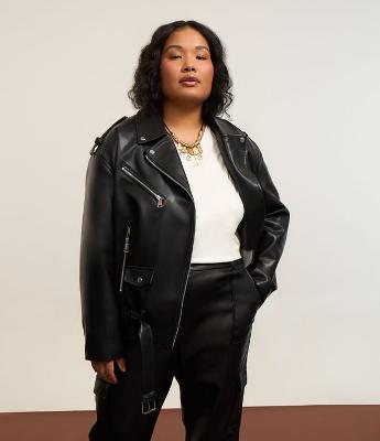 Jaqueta Oversized com Zíperes e Cinto Curve & Plus Size