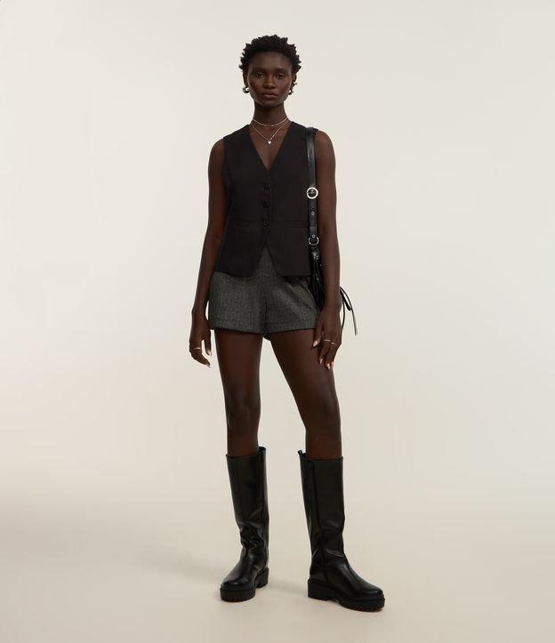 Short Curto em Jacquard Espinha de Peixe com Friso Frontal - 2