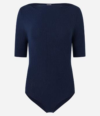 Body em Ribana com Decote Canoa e Manga Curta