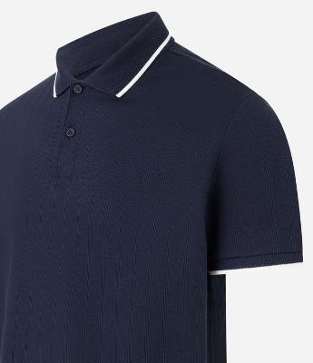 Camisa Polo com Textura Jacquard e Detalhe