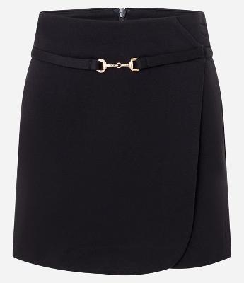 Saia Curta em Ponto Roma com Cinto Fino Afivelado