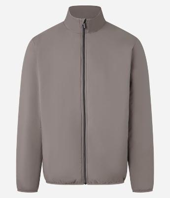 Jaqueta em Airflow com Gola Alta e Fechamento por Zíper