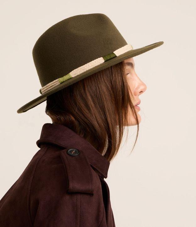 Chapéu em Suede com Cordas na Aba e Linhas Contrastantes - 2