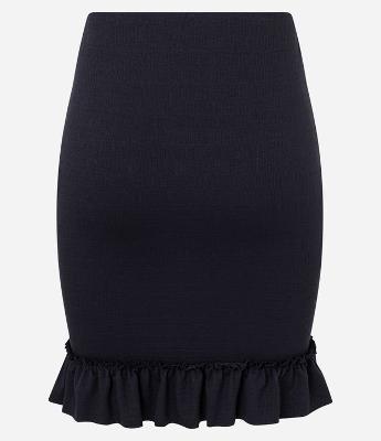 Saia Curta Texturizada e Babado na Barra