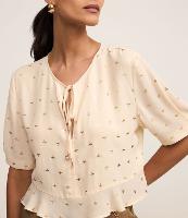 Blusa em Chiffon com Estampa Abelha em Efeito Metalizado - 2