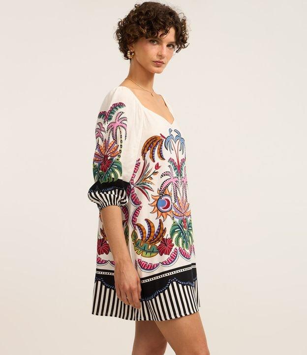 Vestido Evasê Curto com Linho Estampado Tropical e Mangas Bufantes - 2