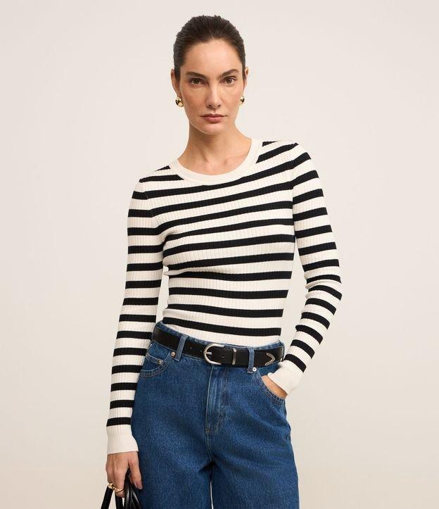 Suéter Listrado em Tricô com Gola Redonda - 3