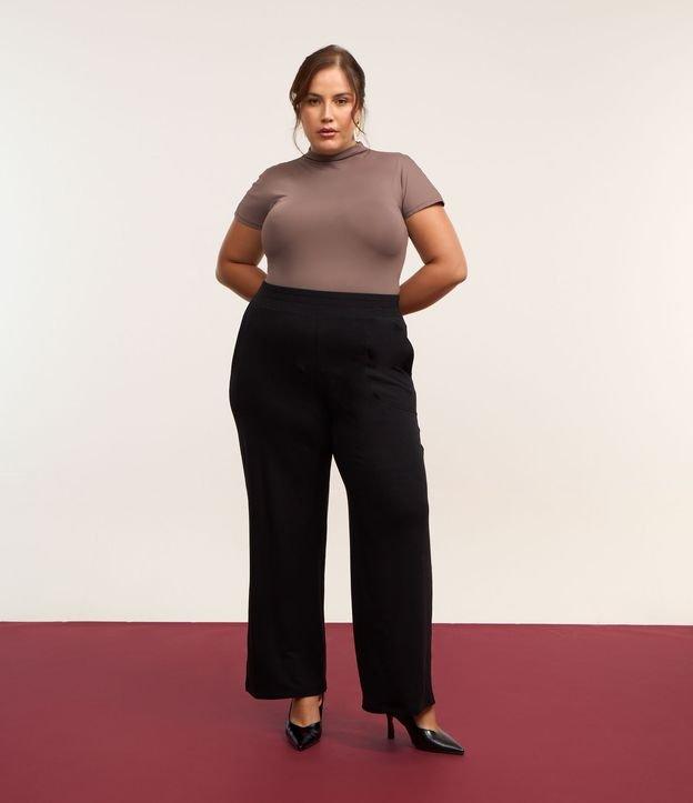 Calça Wide Leg com Bolso Invisível Curve & Plus Size - 4