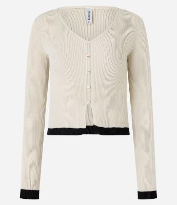 Blusa em Tricô com Botões e Babadinho Contrastante