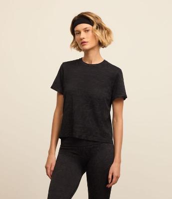 Camiseta Esportiva com Jacquard Animal Print