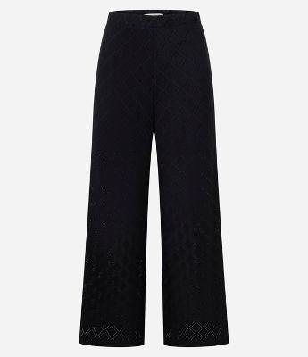 Calça Reta com Textura em Losangos e Cós Elástico