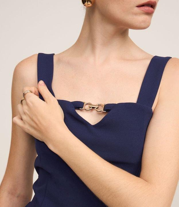 Blusa Cropped em Crepe com Aviamento no Decote Coração - 2